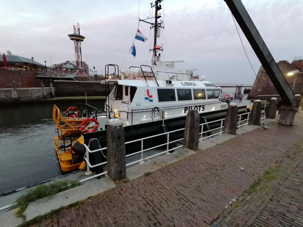 De Notenbalk Aan Zee Bed and Breakfast Βλισίνγκεν Εξωτερικό φωτογραφία